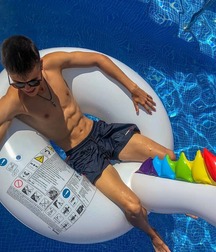 shirtless boys 5c69218000f50.jpg