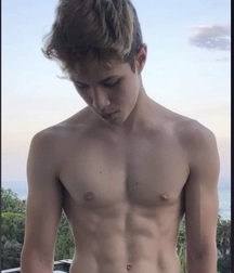 shirtless boys 5c6921de652a3.jpeg