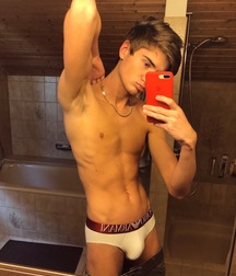shirtless boys 5c69225332949.jpeg