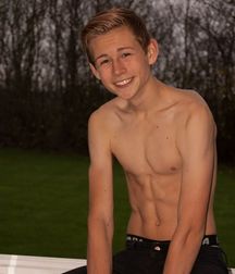 shirtless boys 5c6ea30e1b1ba.jpg