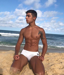 shirtless boys 5c7103502e8db.png