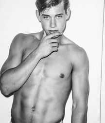 Hunks 5c724fded0d3a.jpg