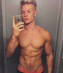 Hunks 5c72510cc5a97.jpg