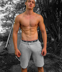 Hunks 5c7251de836a6.jpg