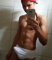 shirtless boys 5c813b0580f2f.jpg