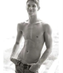 shirtless boys 5c813caa663f2.jpeg