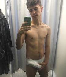 shirtless boys 5c8558fb0ea2e.jpg