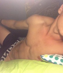 shirtless boys 5c855972ea346.jpg