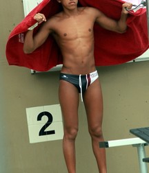 shirtless boys 5c924be7773e9.jpg