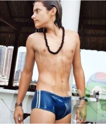 shirtless boys 5c93392145069.jpg