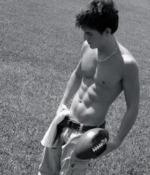 shirtless boys 5c933a6edc5b6.jpg