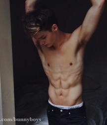 shirtless boys 5c933b5a8364f.jpg