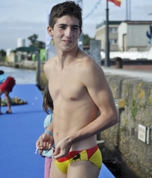 shirtless boys 5c933baec7fa4.jpg
