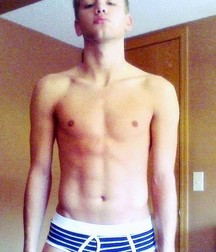 shirtless boys 5c97335001c9d.jpg