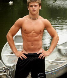 shirtless boys 5c9734e785e12.jpg