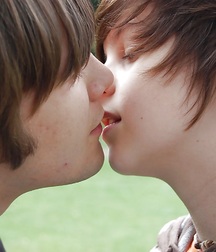 Boys 5ccd4f28c6349.jpg