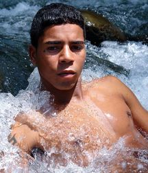 Boys 5ccd5095abdfa.jpg