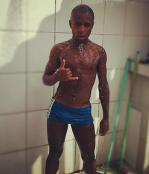 shirtless boys 5cd3e240b1b8e.jpg