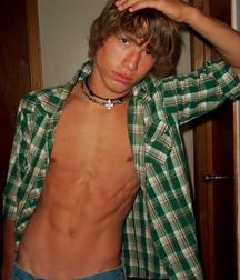 Boys 5cd67406b8d59.jpg