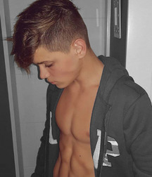 Boys 5cd677f957e68.jpg