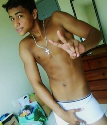 shirtless boys 5cd989476f7f1.jpg