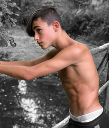 shirtless boys 5ce0feba365cd.jpg