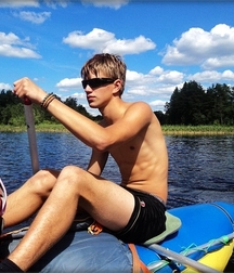 shirtless boys 5ce2aa57c0c04.jpg