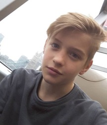 Boys 5ce43f66a6975.jpeg