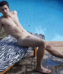 boys nude 5cefa686b4000.jpg