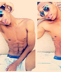 shirtless boys 5cefbd929b86f.jpg