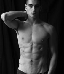 shirtless boys 5cf38d97f3d87.jpg
