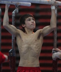 shirtless boys 5cfa908627854.jpg