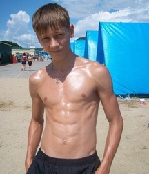 shirtless boys 5cfa9221c5762.jpg
