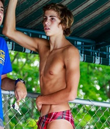 shirtless boys 5cfcb1e09b1ac.jpg