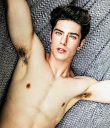 shirtless boys 5cfcb3874c2df.jpg