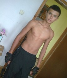 shirtless boys 5cfcb3cc8d729.jpg