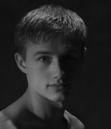 Boys 5cfcb460b3e4a.jpg