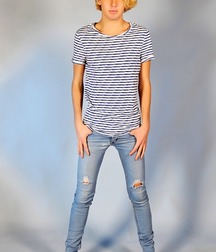 Boys 5cfcb5c608b46.jpg