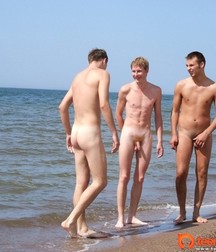 boys nude 5d01f4b51f19e.jpg