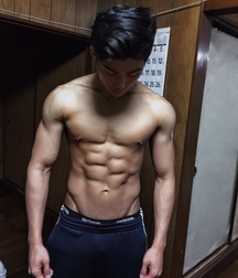 shirtless boys 5d0213160b2e9.jpg