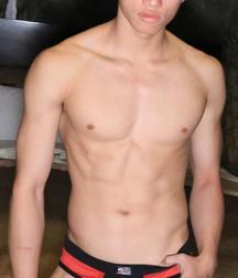 shirtless boys 5d0213303e588.jpg
