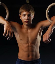 shirtless boys 5d035402cc89e.jpg
