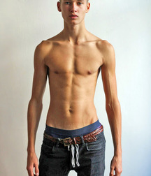 shirtless boys 5d0355213ee1a.jpg