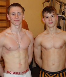 shirtless boys 5d0402ae51a99.jpg