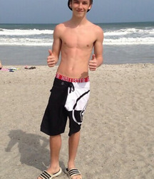 shirtless boys 5d0b4c3bcaff2.jpg