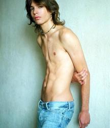 shirtless boys 5d137903bc9d0.jpg