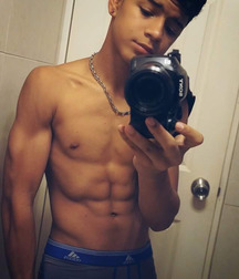 shirtless boys 5d137d9e2b30d.jpg
