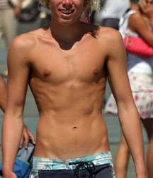 shirtless boys 5d14da8585a6d.jpg