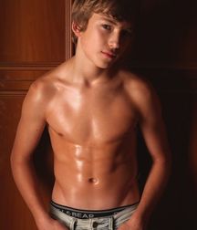 shirtless boys 5d14dbfa46e2e.jpg
