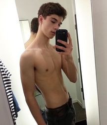 shirtless boys 5d14dd1e7538d.jpg